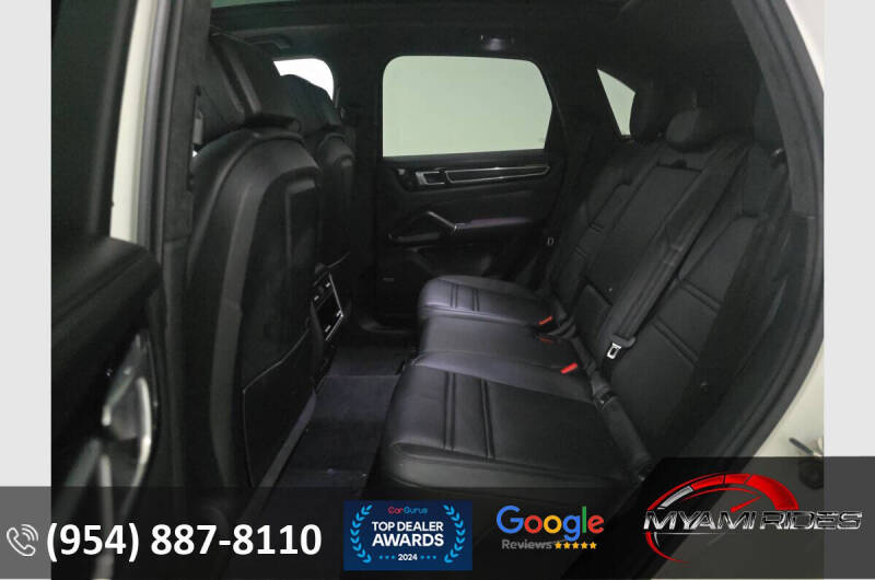 2021 Porsche Cayenne GTS