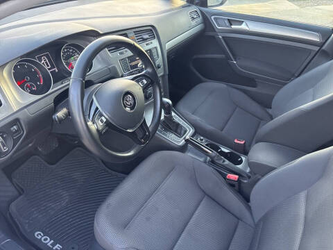 2017 Volkswagen Golf SportWagen TSI S 4Motion