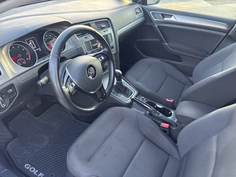 2017 Volkswagen Golf SportWagen TSI S 4Motion