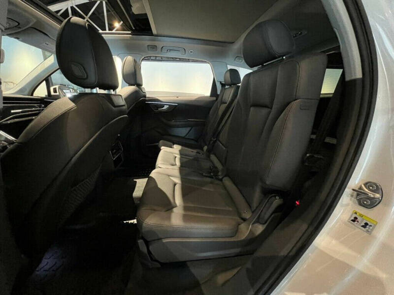 2023 Audi Q7 quattro Prestige 55 TFSI