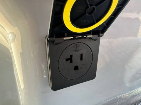 2024 Denago Rover XL