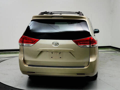 2013 Toyota Sienna