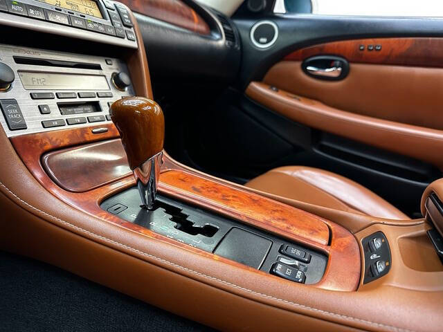 2004 Lexus SC 430