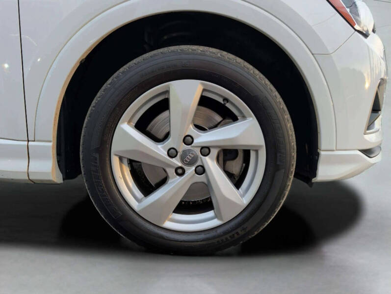 2019 Audi Q3 quattro Premium 45 TFSI