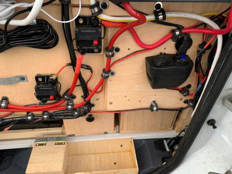 2011 Ford Transit Connect XLT Premium