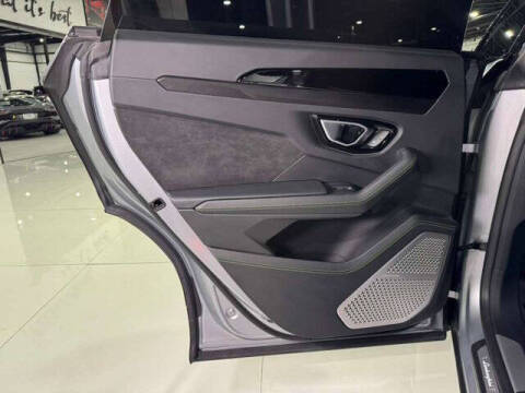 2022 Lamborghini Urus