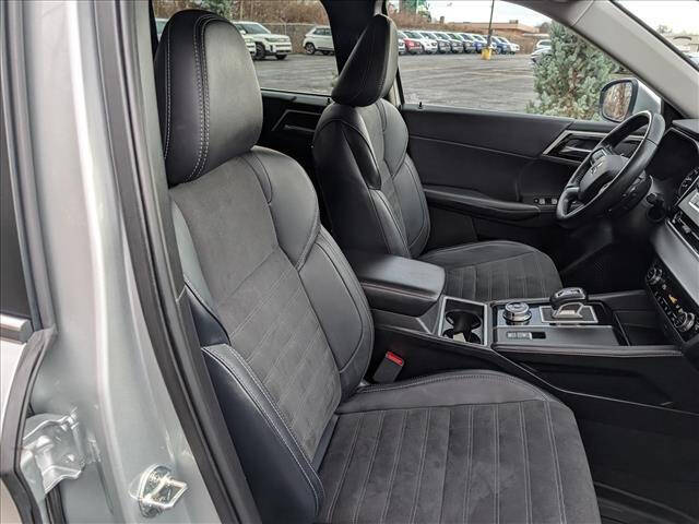 2024 Mitsubishi Outlander SE