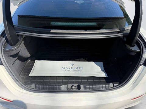 2017 Maserati Ghibli