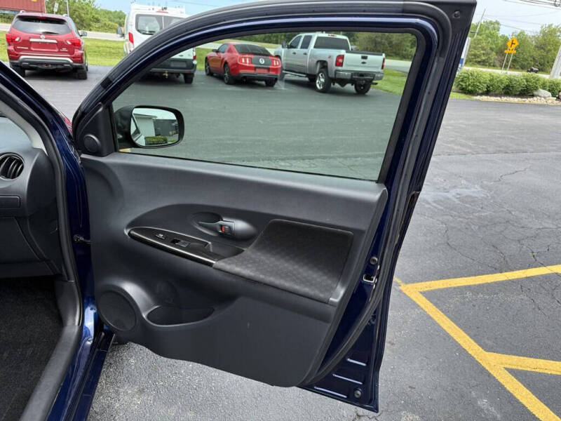 2010 Scion xD