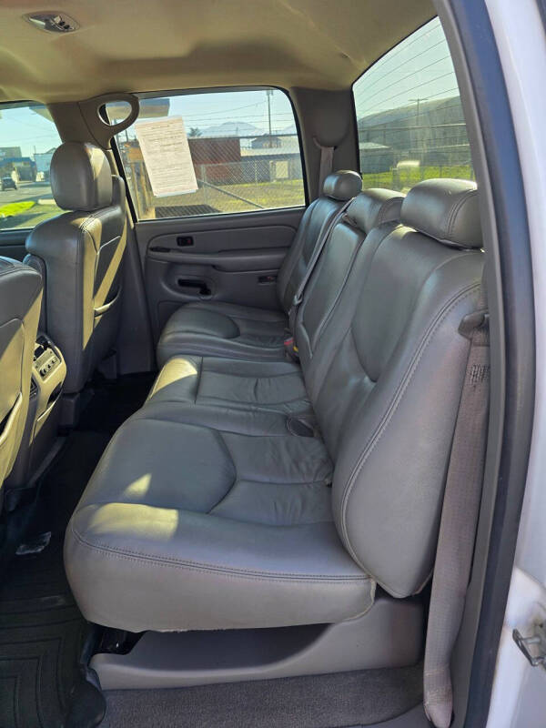 2004 Chevrolet Silverado 2500HD LT