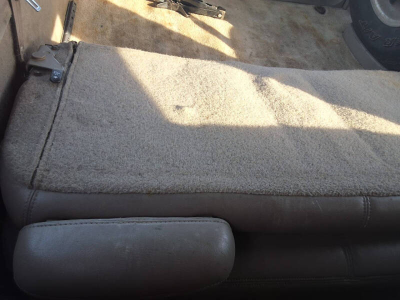 1999 Chevrolet Suburban K1500 LT