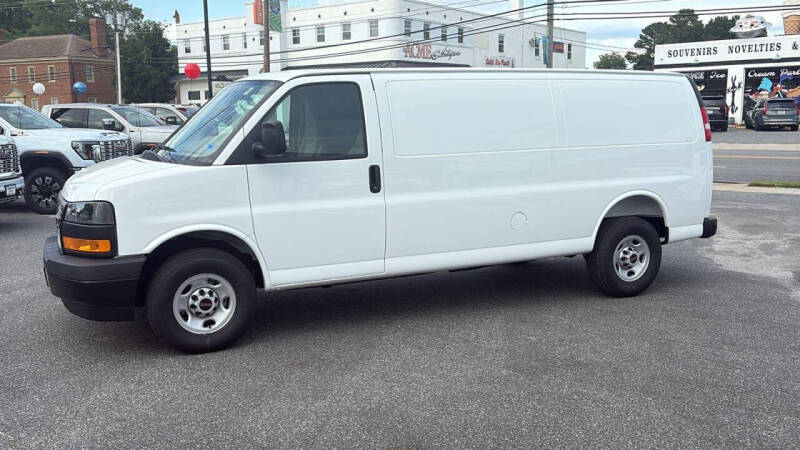 2026 GMC Savana 2500