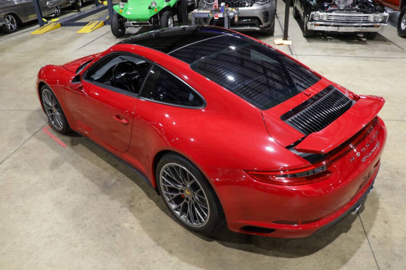 2018 Porsche 911 Carrera 4S