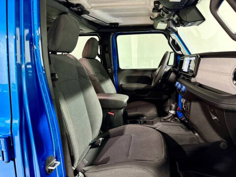 2024 Jeep Wrangler Sahara 4xe