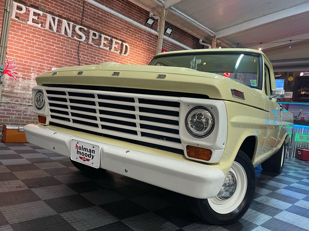 1967 Ford F-100 31