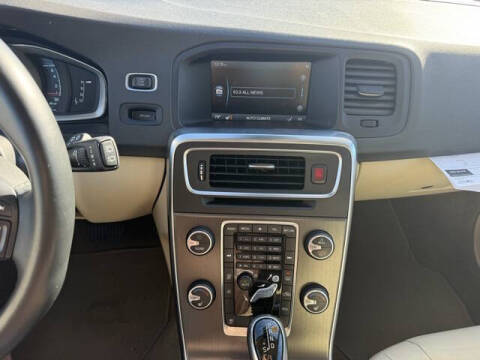 2015 Volvo V60 T5 Drive-E Premier