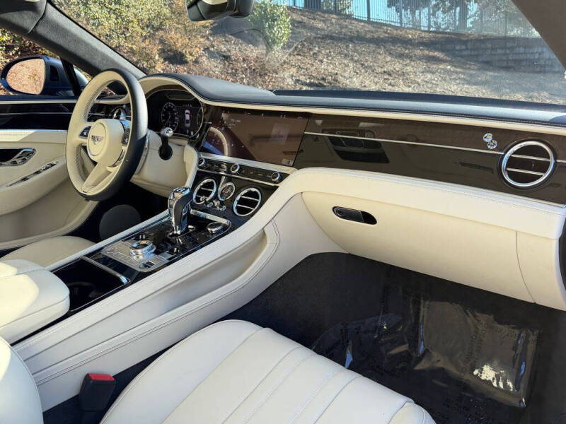 2023 Bentley Continental