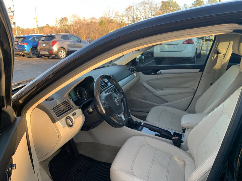 2013 Volkswagen Passat SE