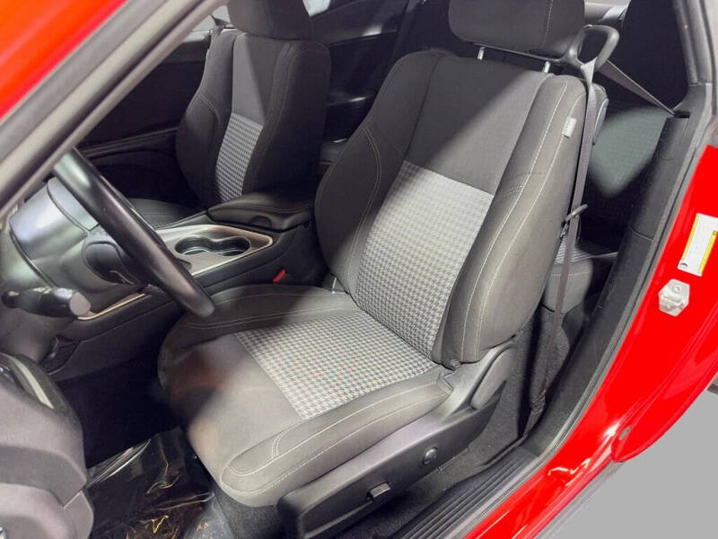 2022 Dodge Challenger SXT