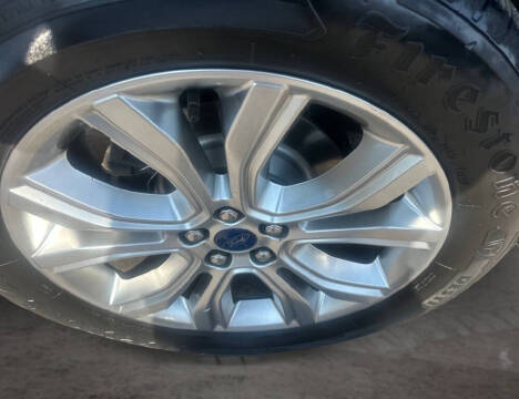 2020 Ford Edge Titanium