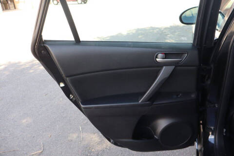 2013 Mazda MAZDA3 i Touring