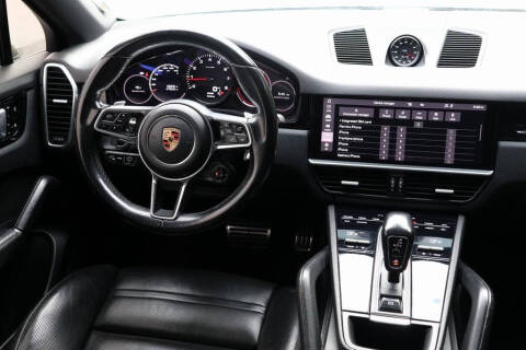 2020 Porsche Cayenne S Coupe