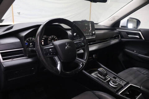 2022 Mitsubishi Outlander