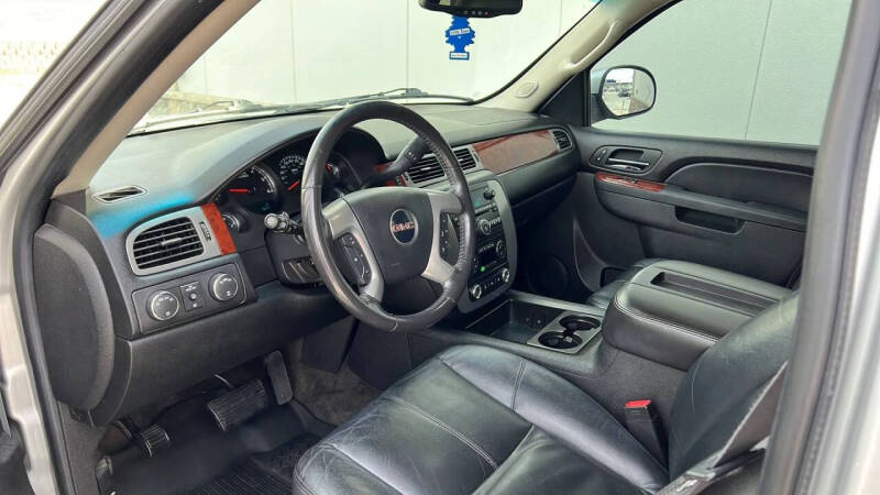 2011 GMC Yukon SLT