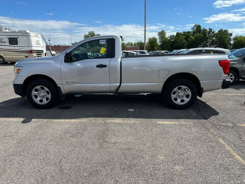 2017 Nissan Titan SV