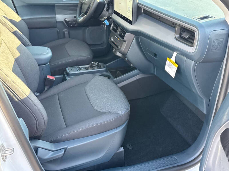 2025 Ford Maverick XL