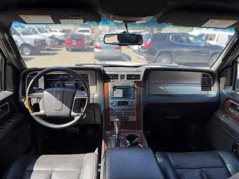 2014 Lincoln Navigator