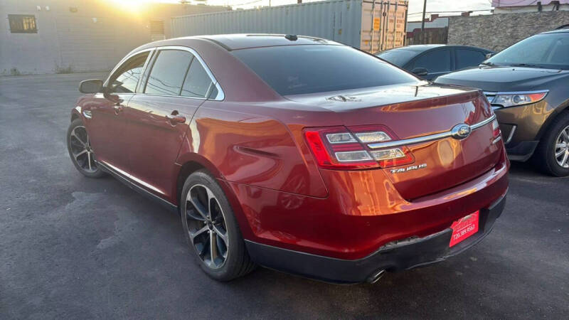 2014 Ford Taurus Limited