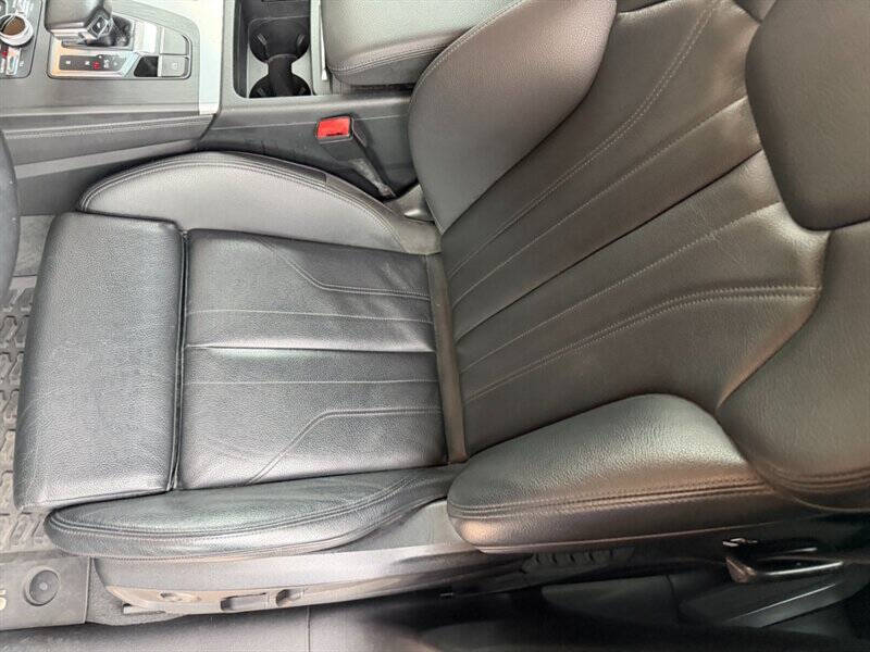 2020 Audi Q5 quattro Titanium Prem Pl 45 TFSI