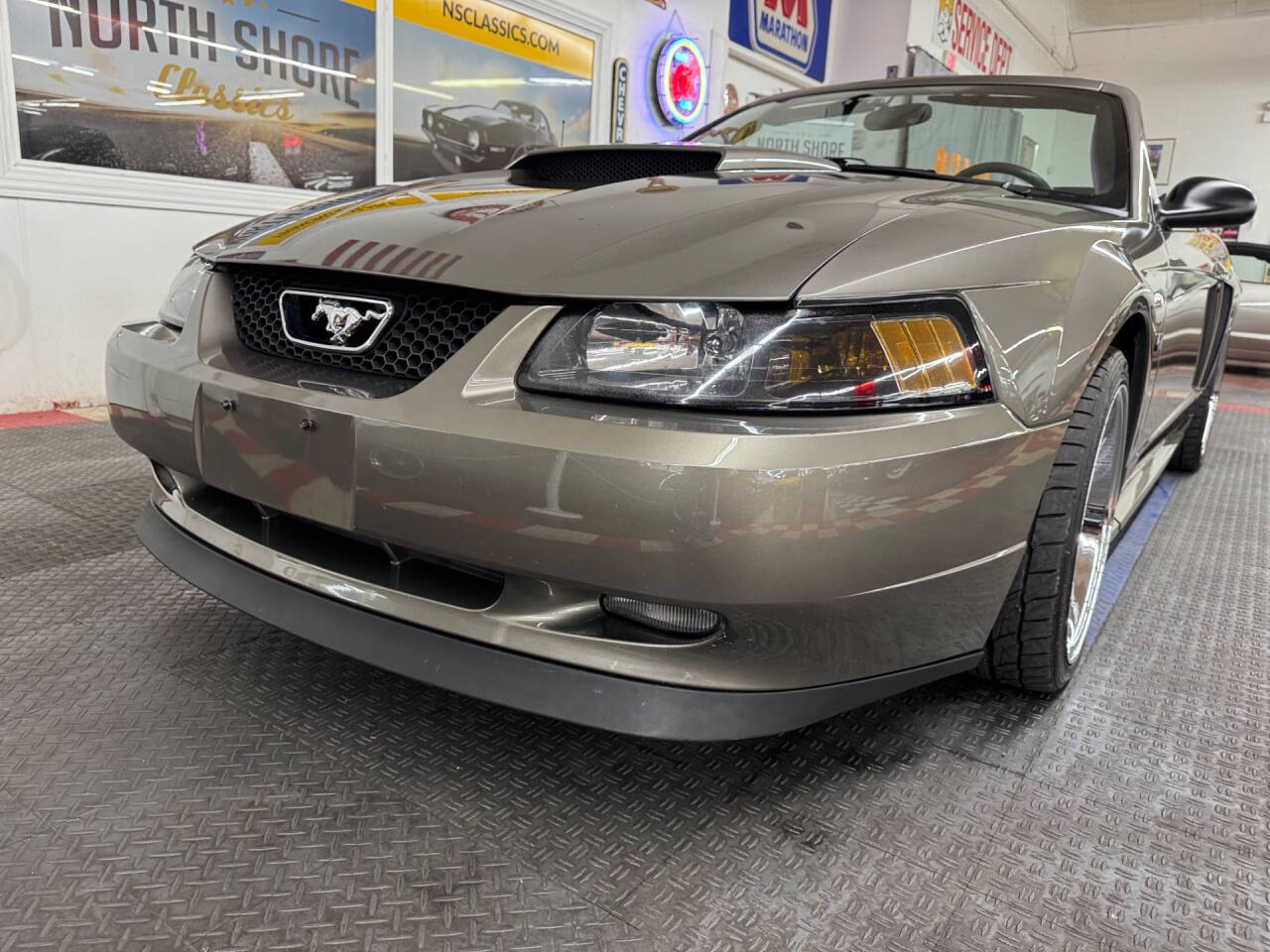 2002 Ford Mustang 24