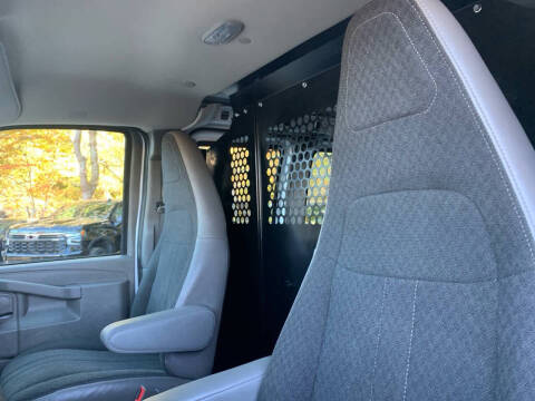 2024 Chevrolet Express 2500