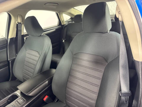 2020 Ford Fusion Hybrid SE