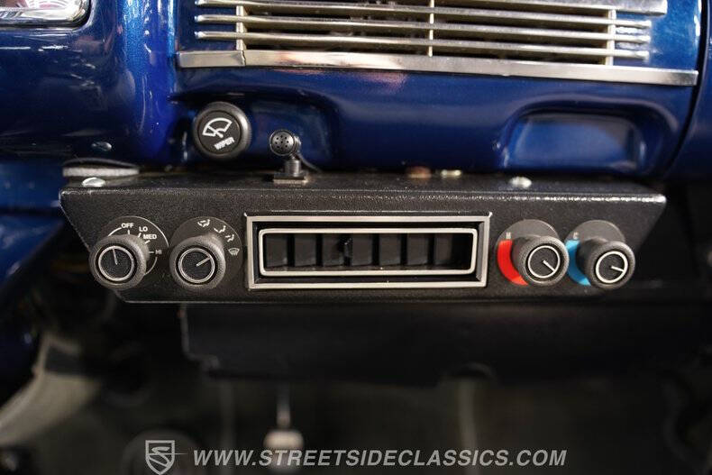 1940 Ford Deluxe