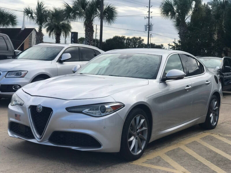 2017 Alfa Romeo Giulia for sale at Discount Auto Company in Houston TX