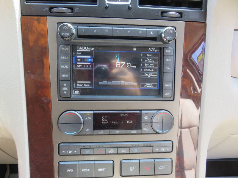 2013 Lincoln Navigator L