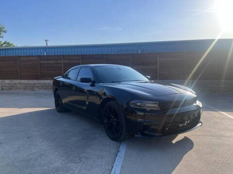 2018 Dodge Charger for sale at MMOTORS in Dallas TX