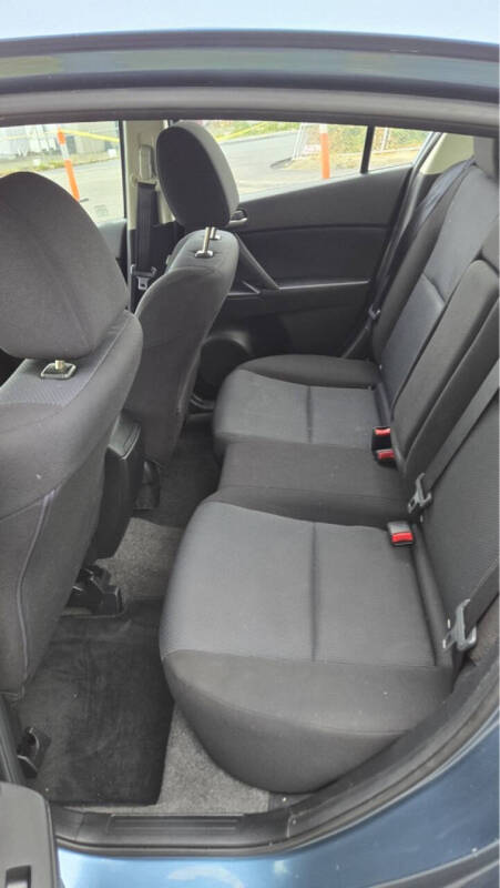 2010 Mazda MAZDA3 i SV