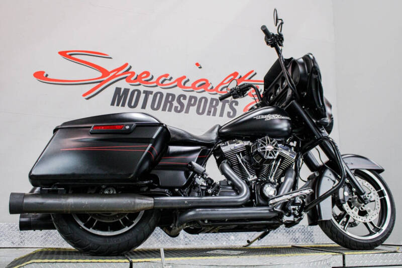 2015 Harley-Davidson Street Glide Special