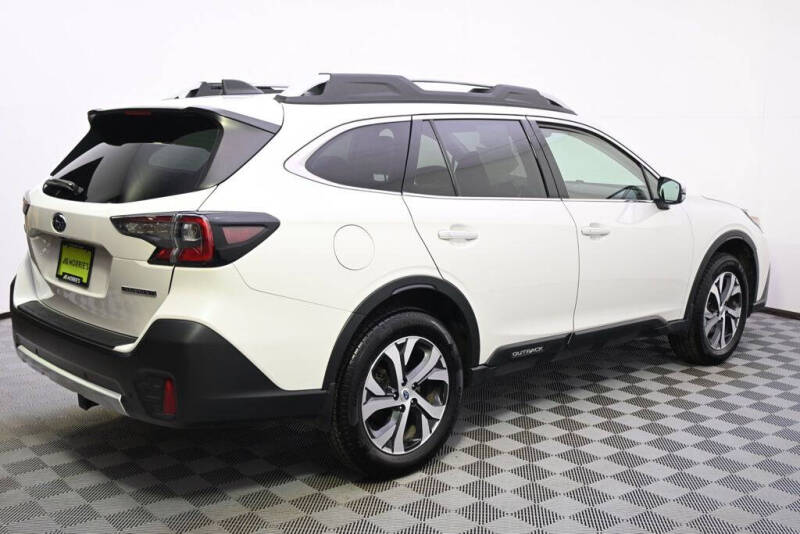 2022 Subaru Outback Touring XT