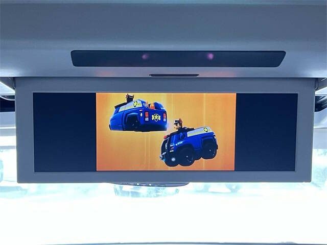 2020 Toyota Sienna XLE Premium 8-Passenger