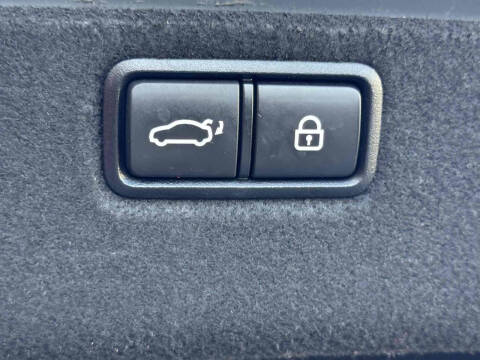 2016 Hyundai Genesis