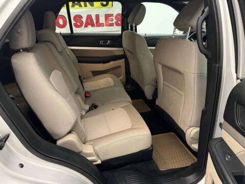 2018 Ford Explorer