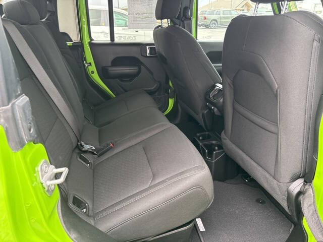 2021 Jeep Gladiator Willys