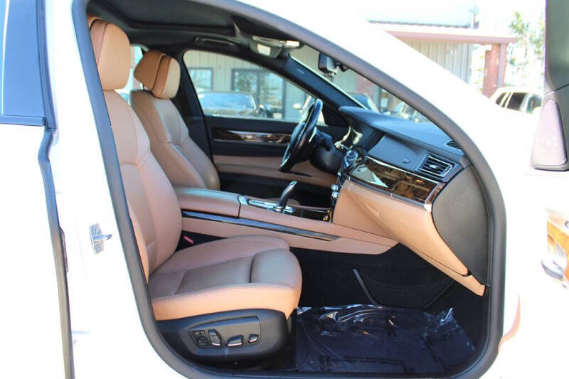 2013 BMW 7 Series 740Li