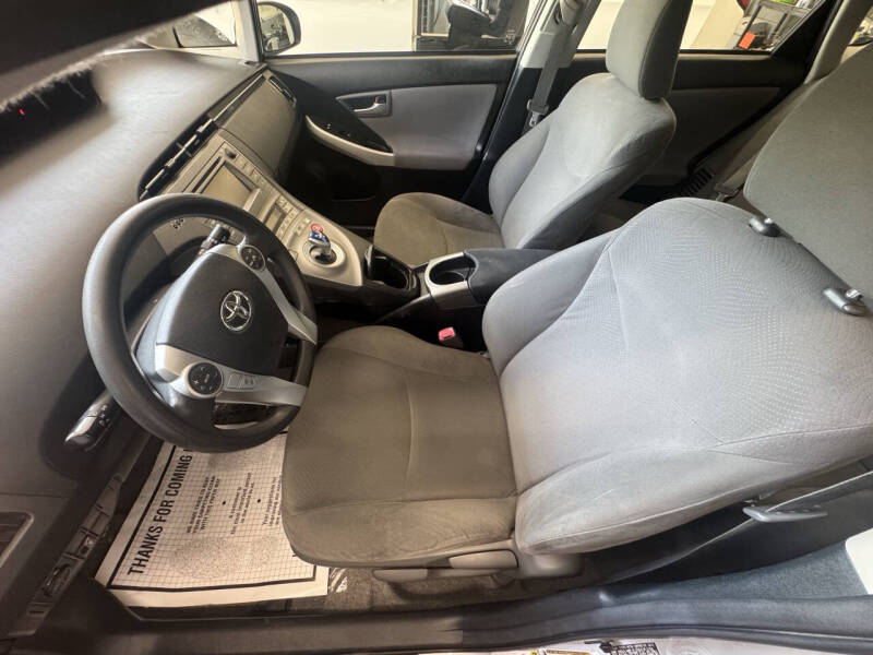 2012 Toyota Prius Two