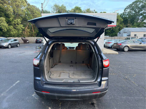 2013 Chevrolet Traverse LS